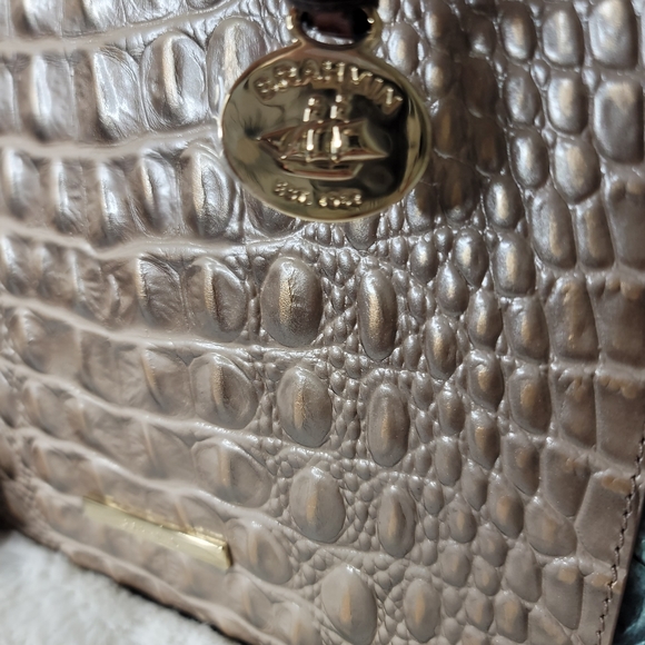 Sold Out - Picture 4 of 11